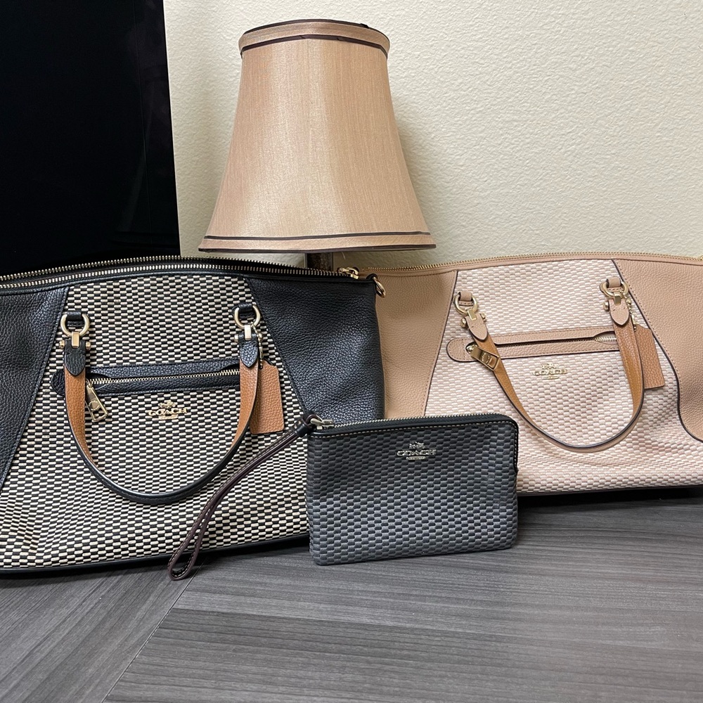Coach set